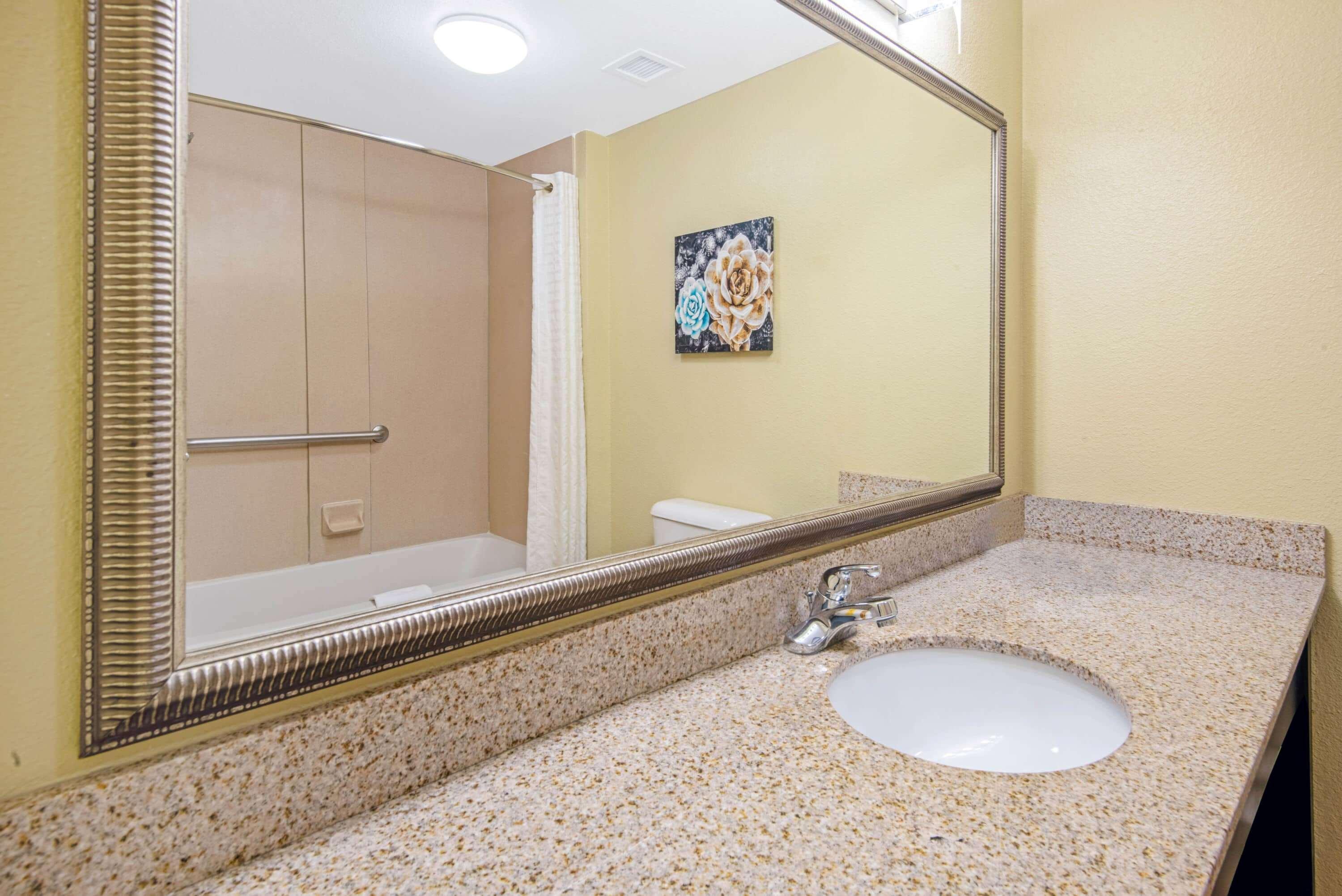 La Quinta By Wyndham Lawton / Fort Sill Экстерьер фото